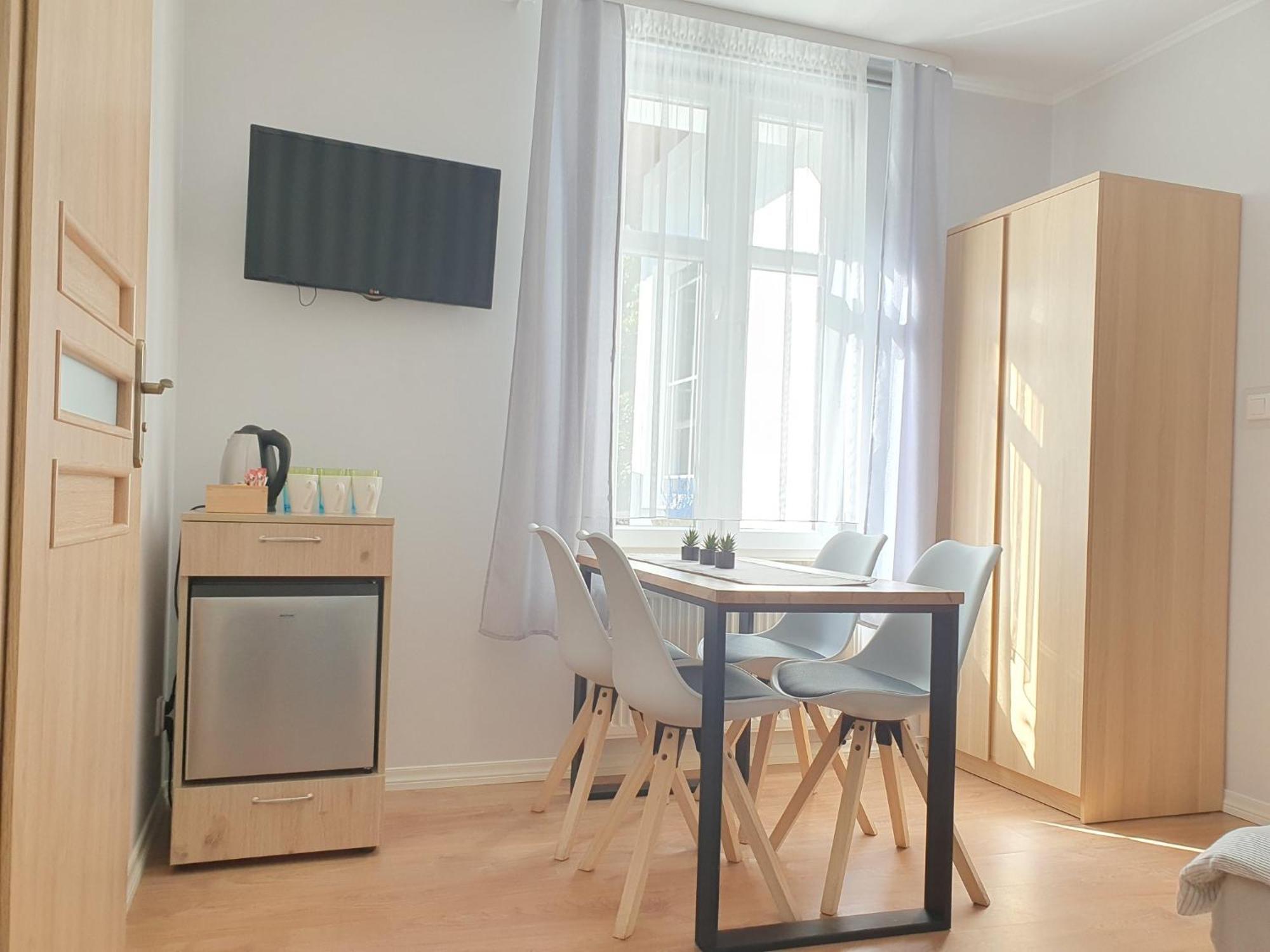 Azur Blisko Plazy, Centrum Mielna Mielno (Koszalin)