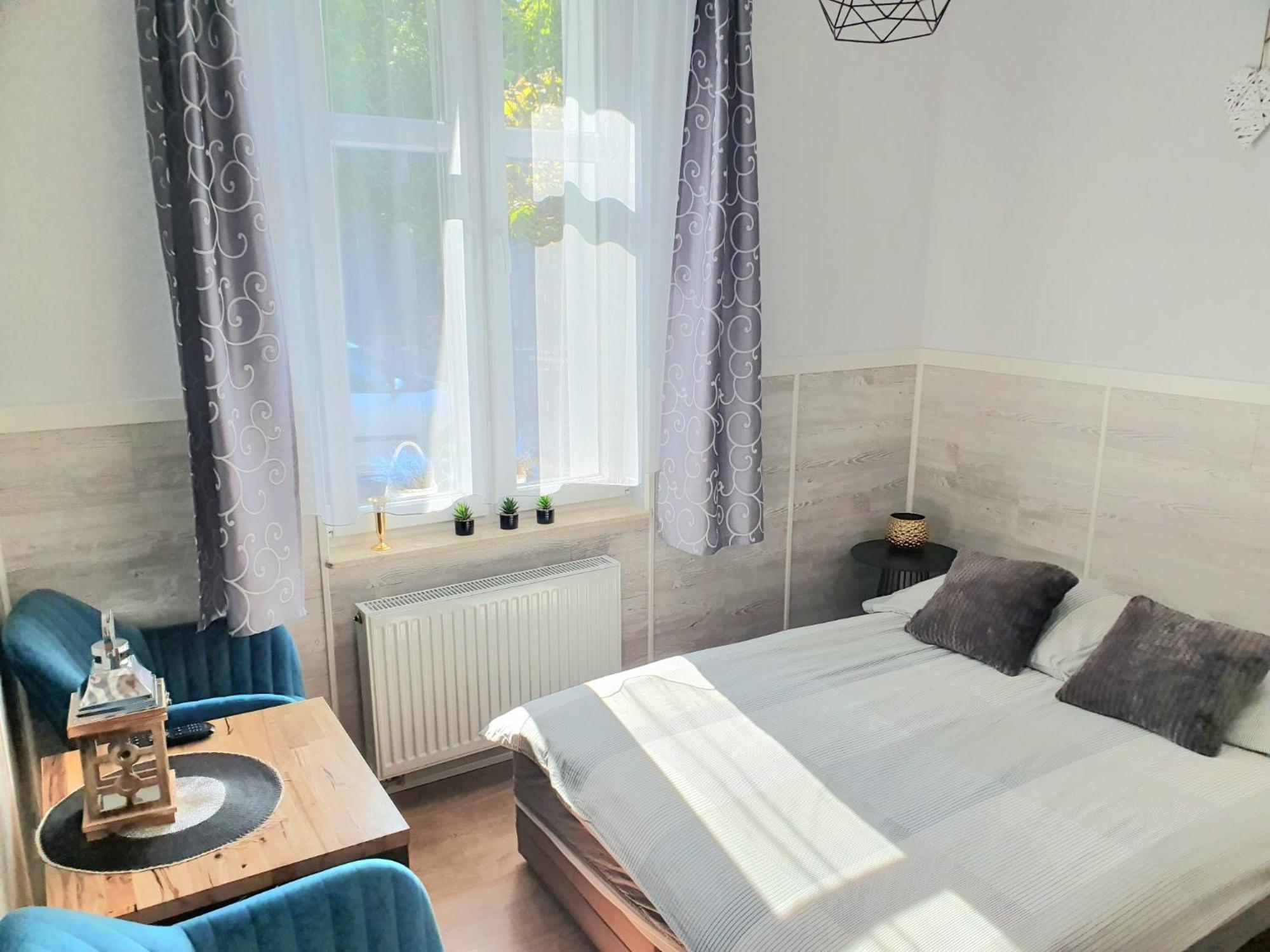 Azur Blisko Plazy, Centrum Mielna *